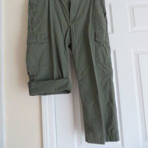 LL Bean Cargo Pants (can be rolled to capri / bermuda length) 36 waist